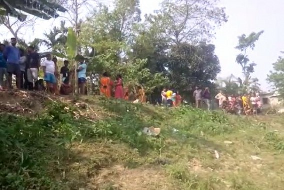Udaipur : Floating Dead Body found on Gomati River Udaipur : Floating Dead Body found on Gomati River